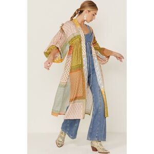 NWOT JEN'S PIRATE BOOTY WOMEN'S DAYDREAM MANON MULTICOLORED KIMONO